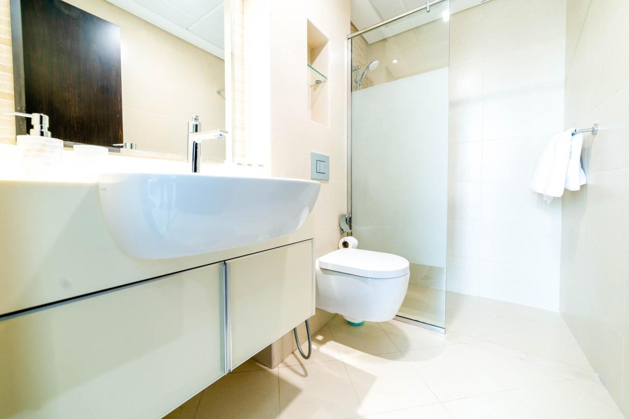 Oyo 589 Najma Tower, Two Bedrooms Apartments, Sports City Dubái Exterior foto