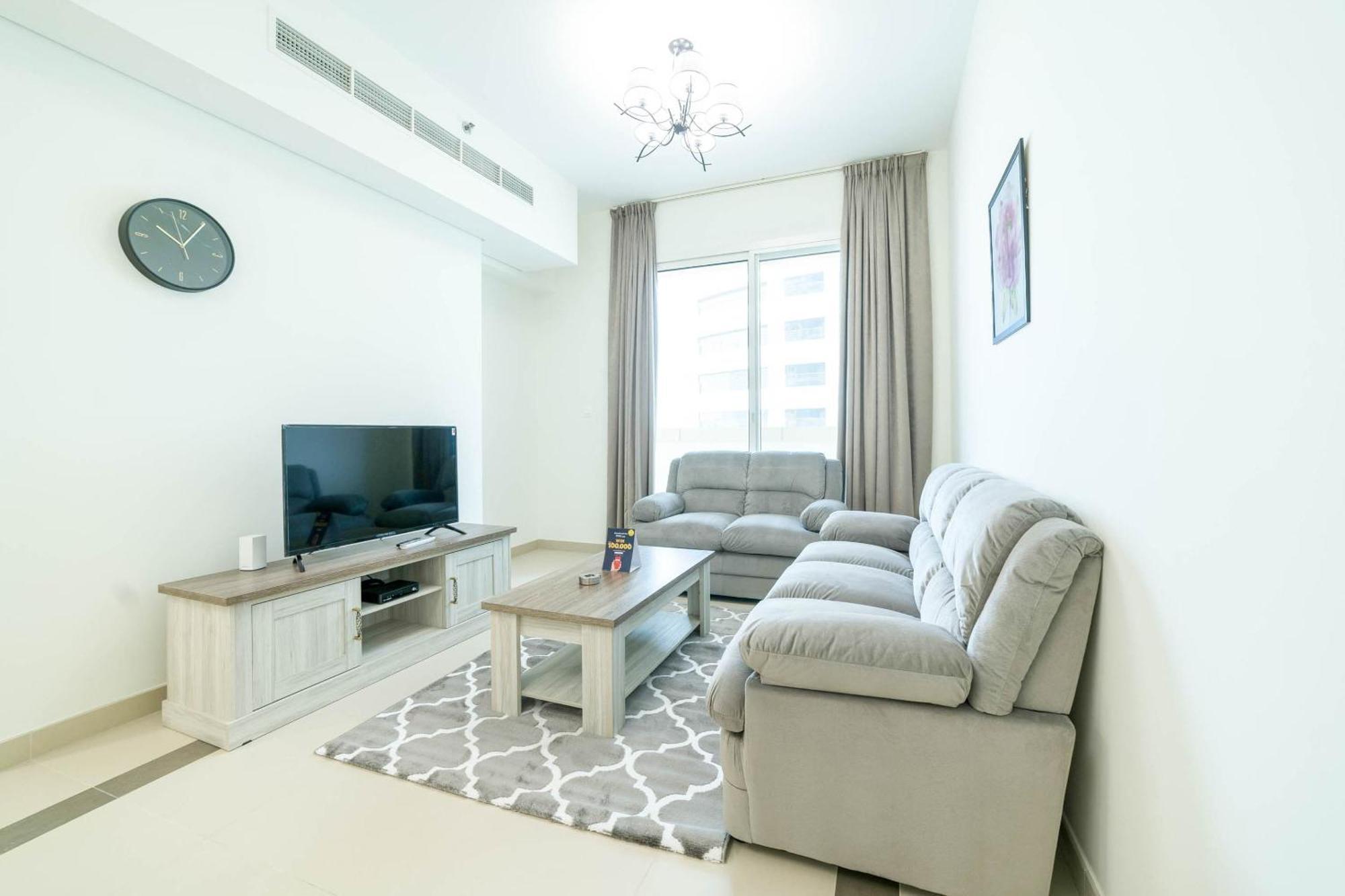 Oyo 589 Najma Tower, Two Bedrooms Apartments, Sports City Dubái Exterior foto